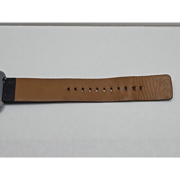 Fitbit Versa FB505 Special Edition Silver Smartwatch Activity Tracker No Charger - Picture 12 of 13